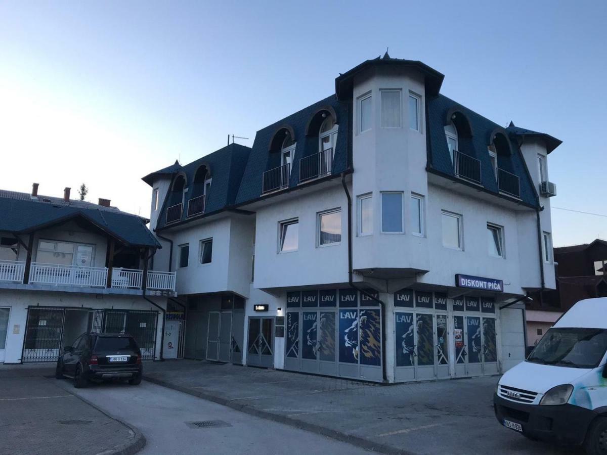 Grande Plus Apartment Dzungla Doboj Extérieur photo